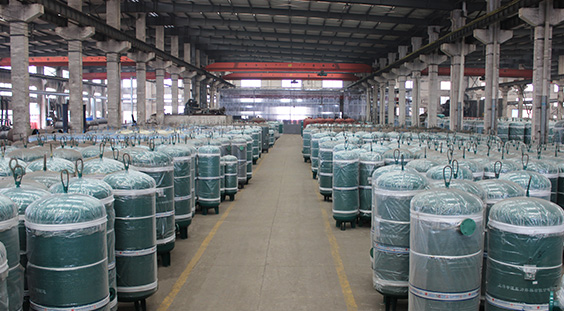 申容直供，只做性價(jià)比高儲(chǔ)氣罐！